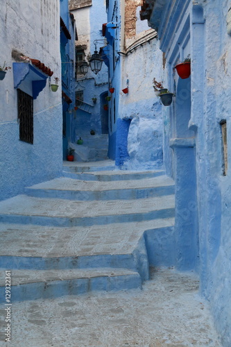 Street with steps © juanorihuela