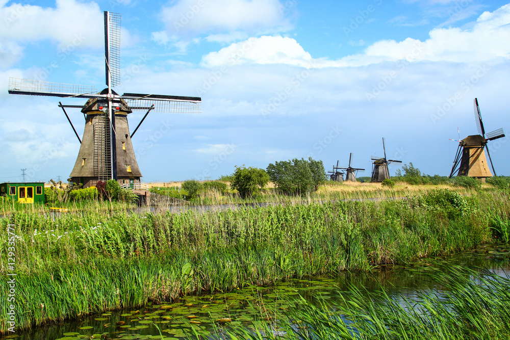 The windmills of Kinderdijk are one of the Dutch UNESCO world heritage sites The windmills of Kinderdijk are one of the Dutch UNESCO world heritage sites