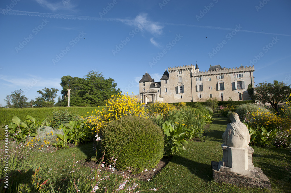 Castle of Vayres in Gironde