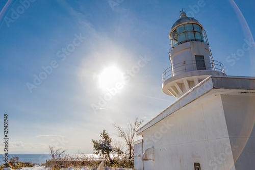 冬の葛登支岬灯台