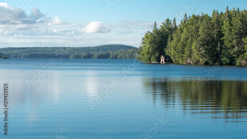 Fotografia, Obraz Cabin on a lake in Algonquin Provincial Park