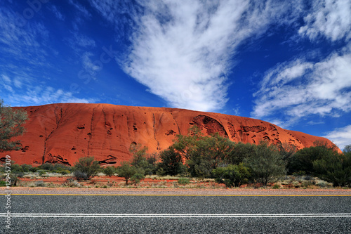 Australia Landscape : Red rock of Alice Spring, Yulara, Mutitjulu photo