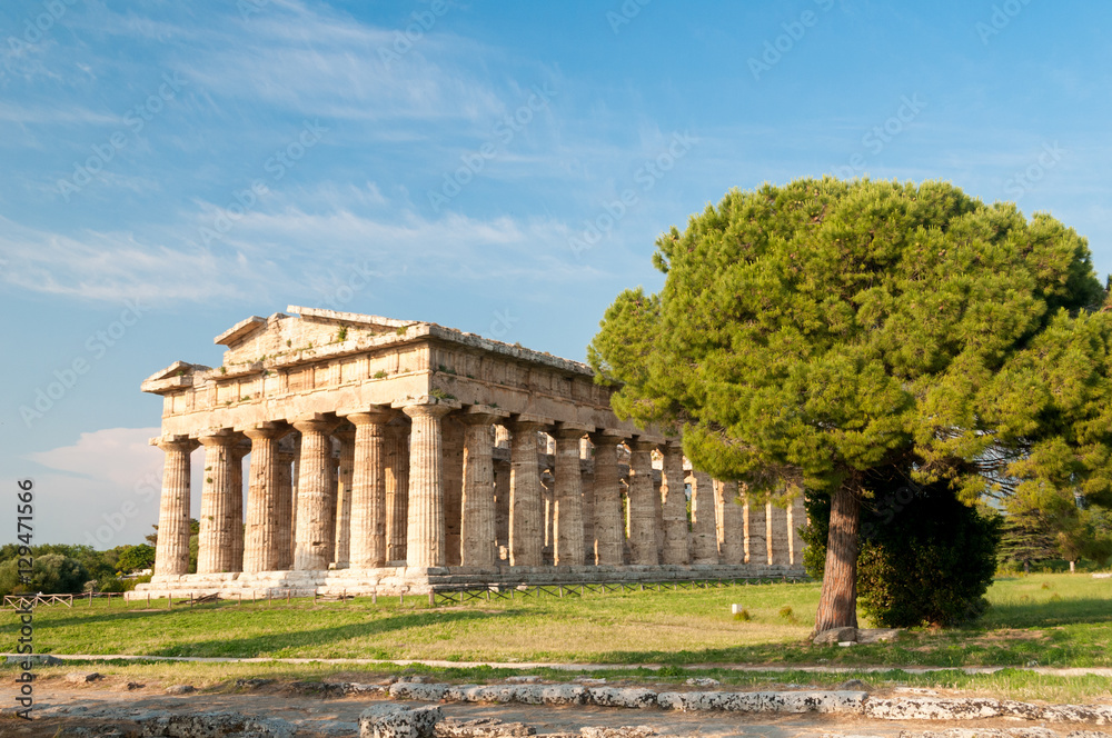 Griechische Tempelanlagen in Paestum Kampanien