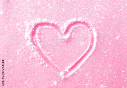 hand drawn heart shape in t...