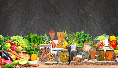 Quadro em tela Organic vegetables and fruits