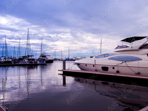 Marina yacht club Pattaya © decnui