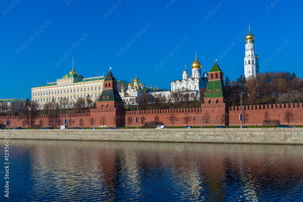 The embankment of the Moscow river with Kremlin, Russia