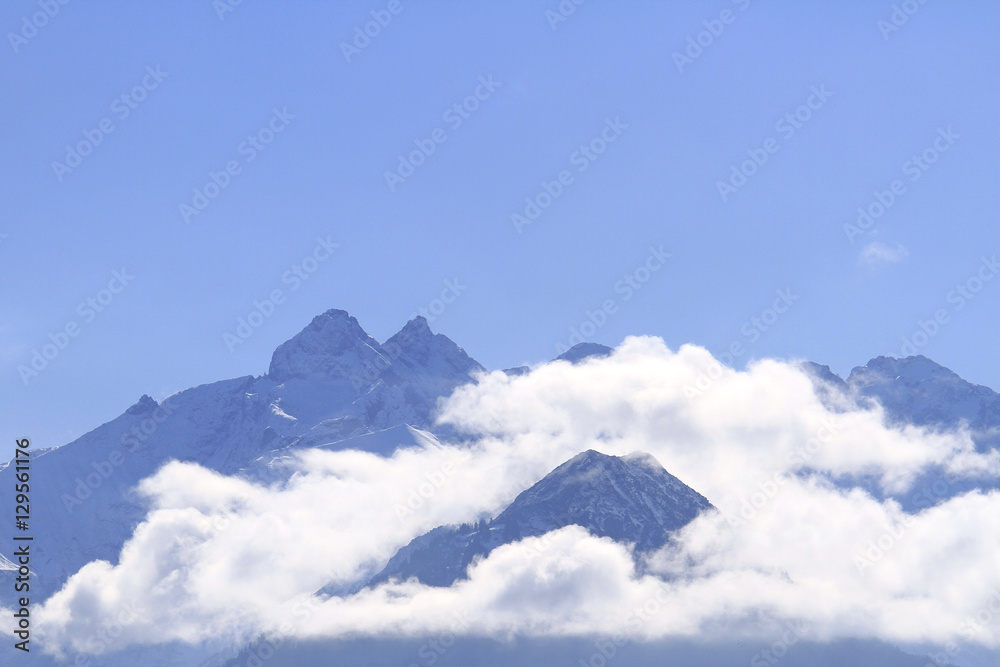 Oberstdorfer Berge zwischen den Wolken - Allgäuer Alpen