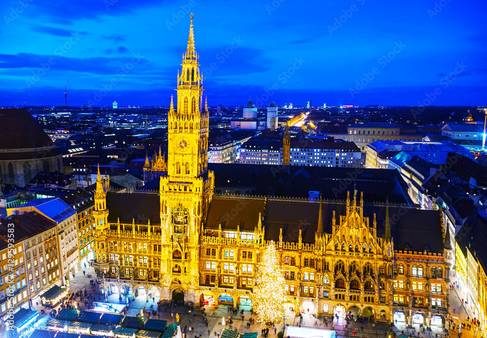 Overview of Marienplatz in Munich