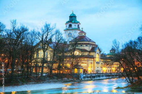 Obraz na płótnie The Volksbad with the Clocktower in Munich, Germany w salonie