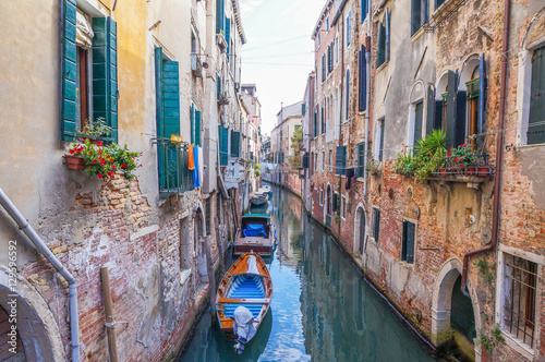 Narrow canal in Venice © Bram
