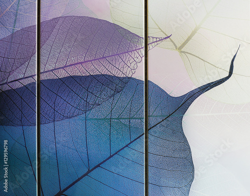 tile, transparent leaves