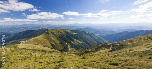 Fotografie Panorama of Carpathian mountains in summer sunny day