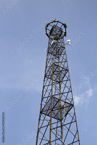 Tableau sur toile Old metal lighting tower