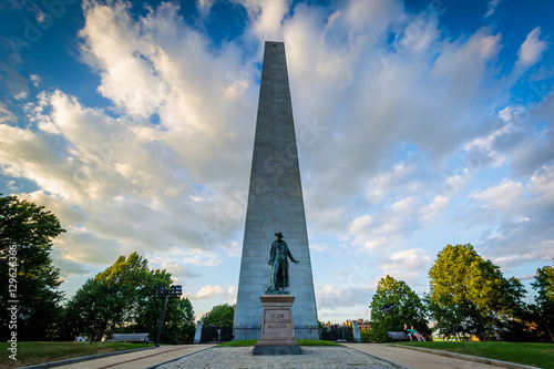Obraz na płótnie The Bunker Hill Monument at sunset, in Charlestown, Boston, Mass w salonie