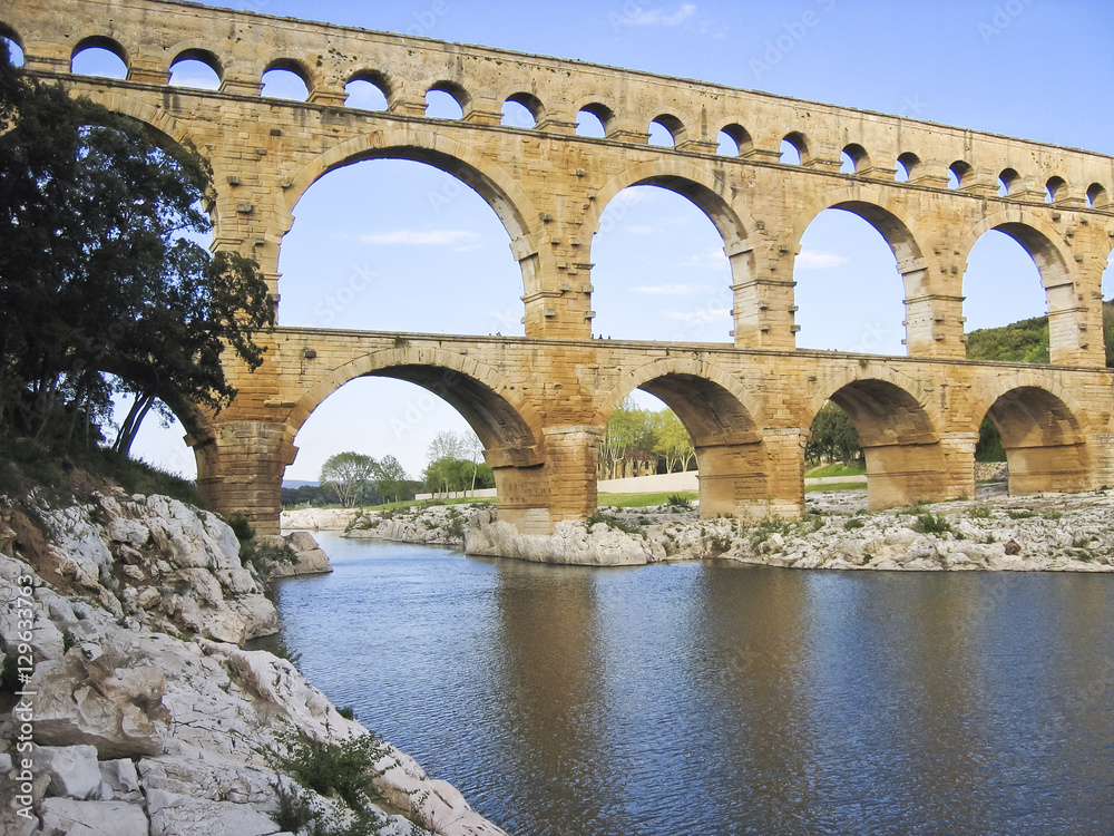 Pont du Gard aqueduct nimes france