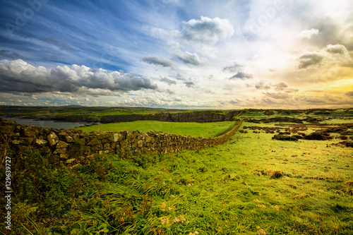 Obraz na płótnie Northern Ireland clifftop w salonie
