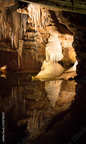 Grotte de Lacave