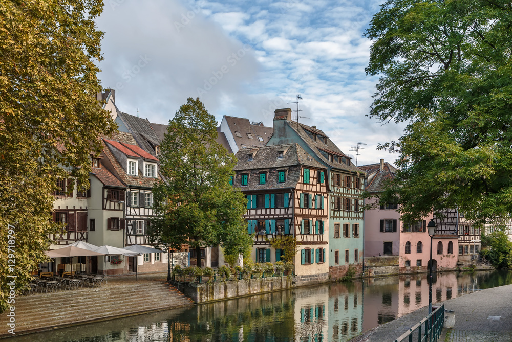 Embankment of the Ill river, Strasbourg