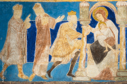 Quadro su tela The three wise men carry out their gifts to the baby Jesus, romanesque fresco