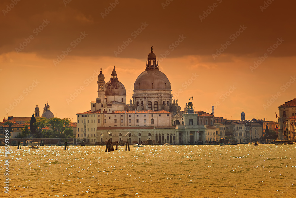 Venedig Santa Maria di Salute bei Sonnenuntergang