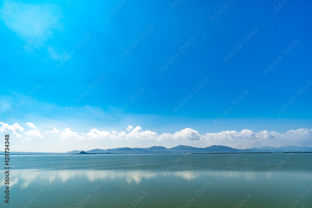 Fototapeta premium 諌早湾 雲仙多良シーライン