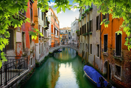 Calm venetian street © Givaga