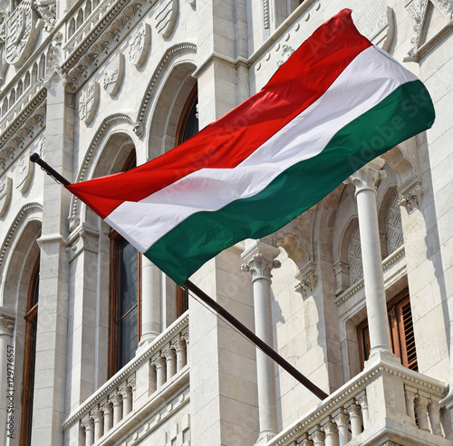 Hungarian flag in the window of the parliament building, Budapest Fototapeta
