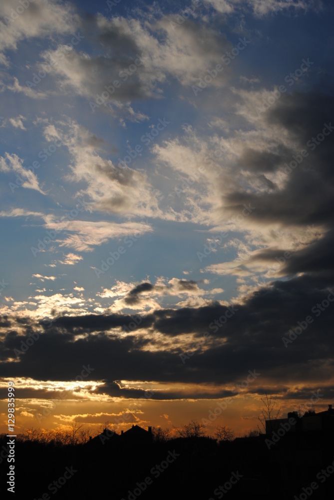 cielo al calar della sera