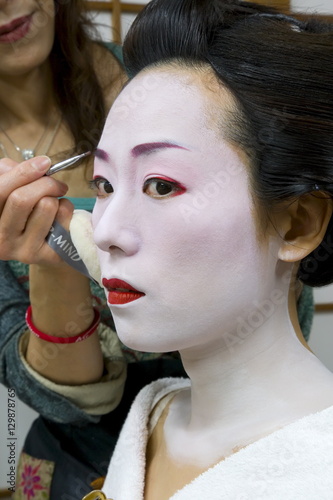 Geisha having her make-up applied, Kyoto, Kansai region, Honshu, Japan