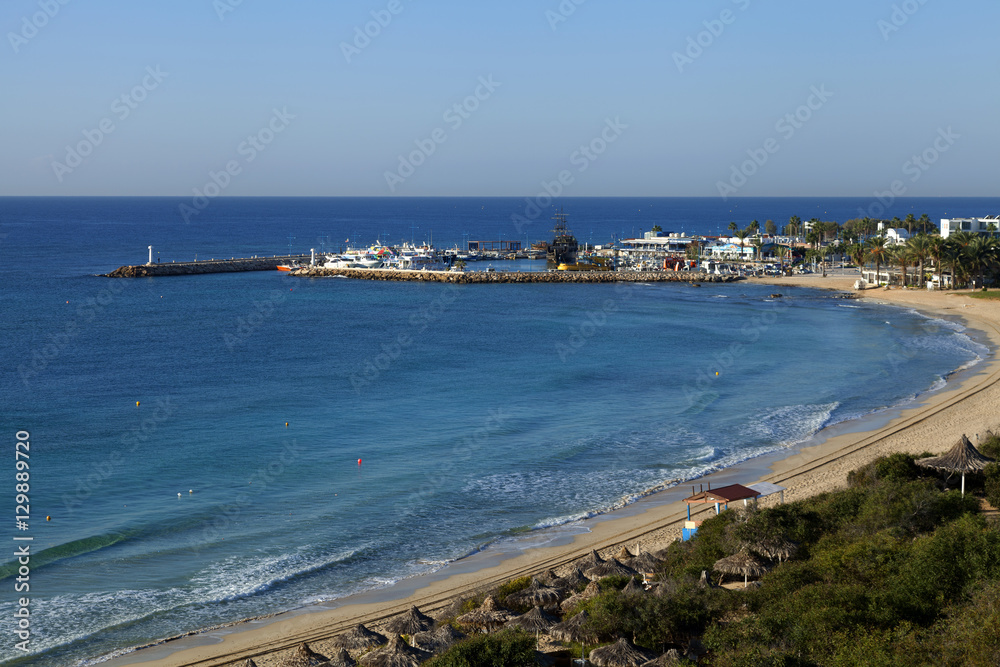 Hafen von Agia Napa auf Zypern