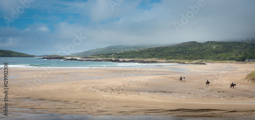 Reiten am Strand in Irlandd