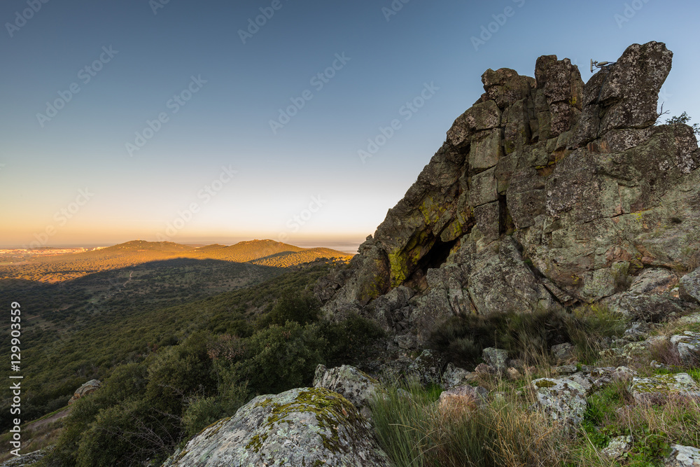El Risco.
Sunrise from a mountain next to Sierra de Fuentes. Spain.