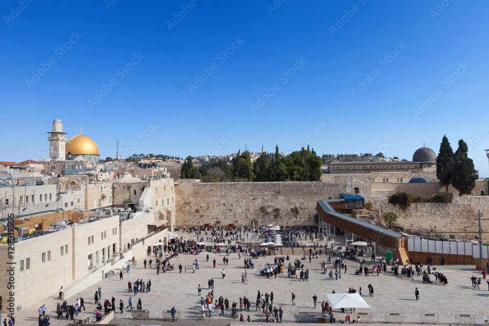 Naklejka premium Jerusalem's Western wall and Dome of the rock 