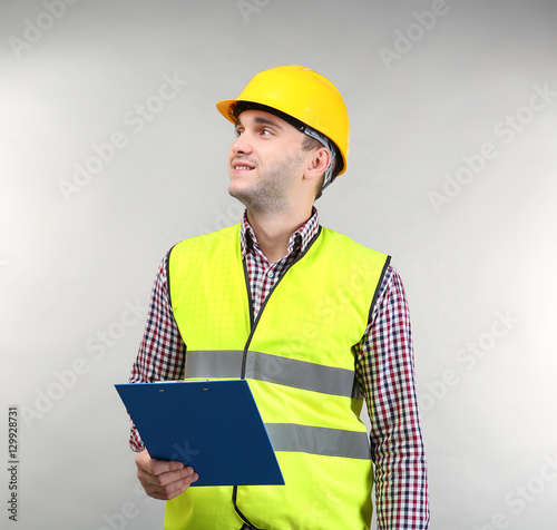 Handsome warehouse worker w...