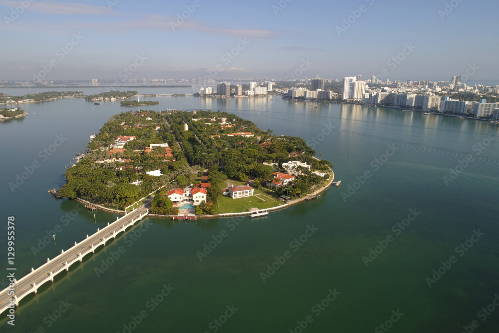 Aerial image of Star Island