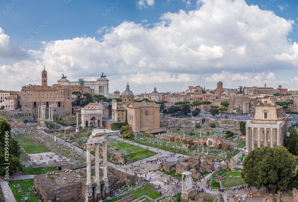 Architectural monuments of the Roman Forum