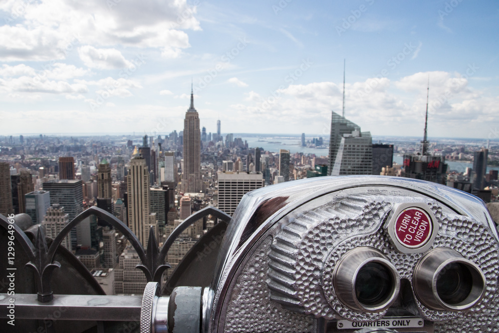 Naklejka premium Coin-operated telescope at the Top of the Rock in New York City