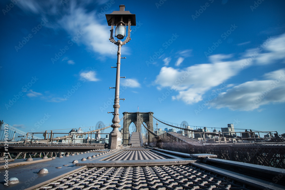 Obraz premium Brooklyn Bridge and Manhattan