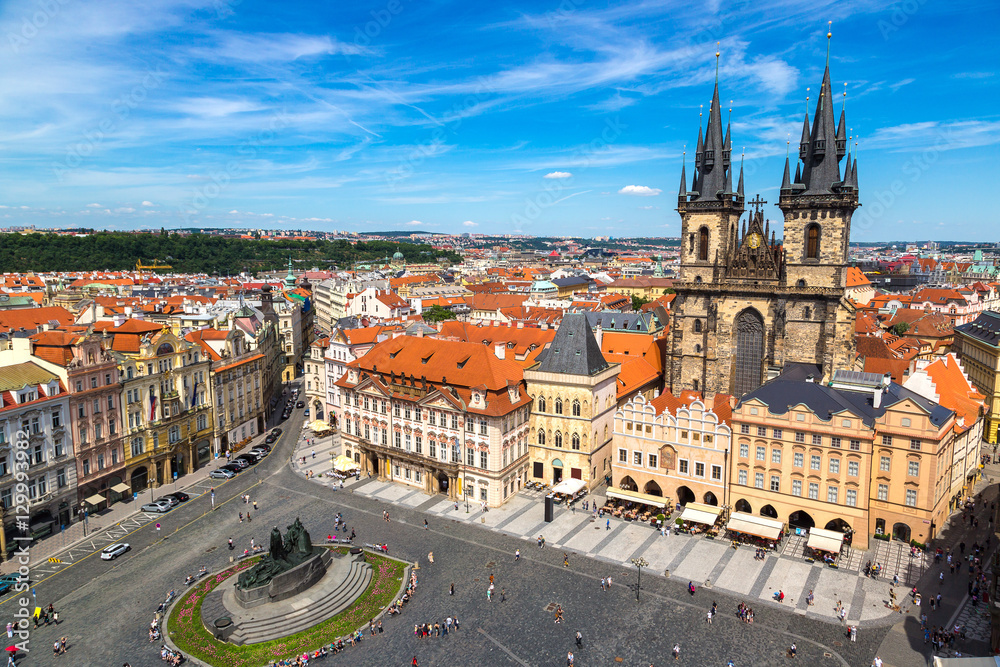 Obraz premium Rynek Starego Miasta w Pradze
