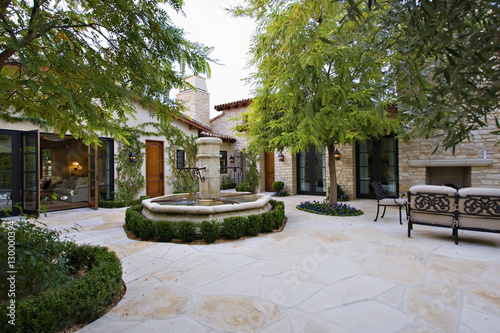 Fotografie, Obraz View of courtyard with fountain