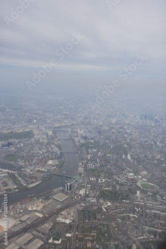 Aerial view of city and River Thames, London, UK © moodboard