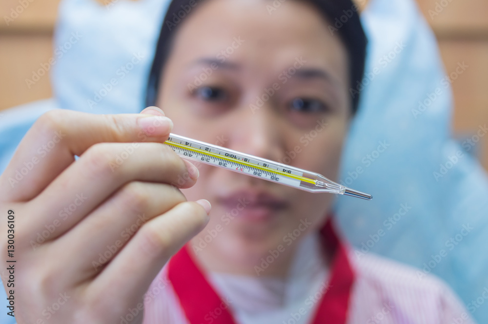 Patients and mercury thermometer Patients and mercury thermometer