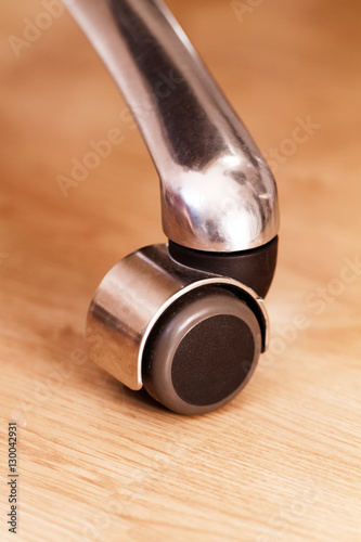 Rolling chair