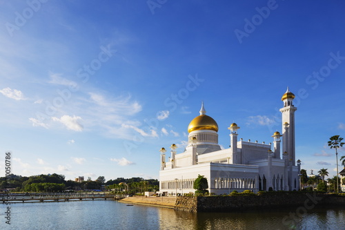 Omar Ali Saifuddien Mosque, Bandar Seri Begawan, Brunei, Borneo photo