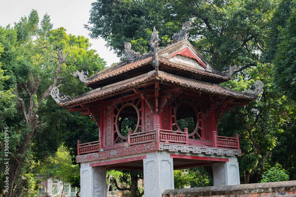 Literaturtempel, der Van Mieu, im Zentrum von Hanoai Literaturtempel, der Van Mieu, im Zentrum von Hanoai