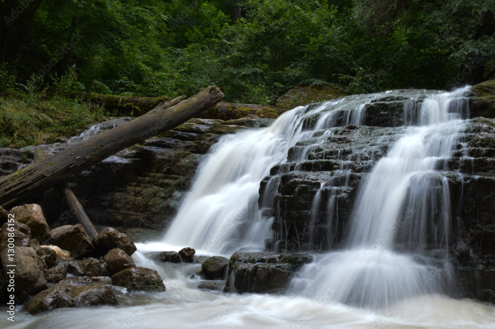 Obraz premium Lastiver waterfall in Armenia