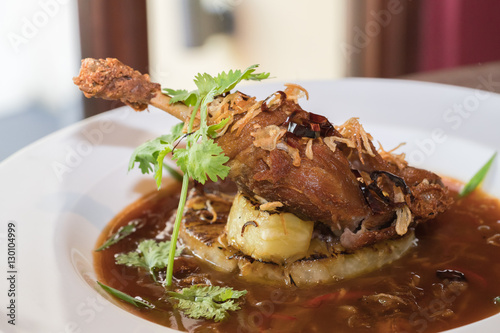The Famous Thai Menu , The roast duck in pineapple sauce 