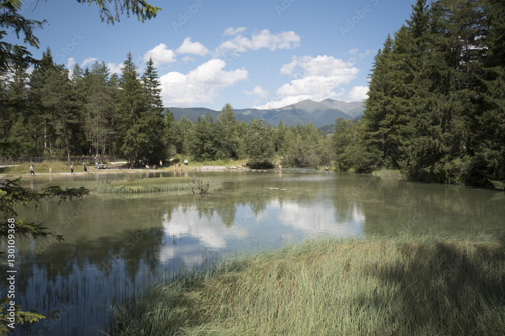 Obraz premium Lago di Dobbiaco