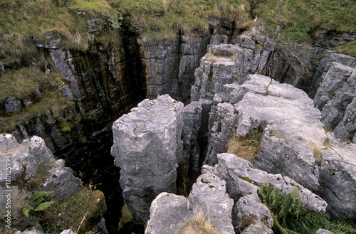 Buttertubs potholes, karstic erosion at Buttertubs Pass, between Wensleydale and Swaledale, Yorkshire Dales National Park, Yorkshire photo